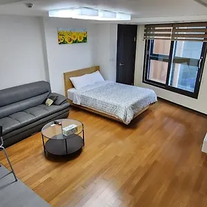 https://haeundae-bada-stay.hotelsinbusan.com